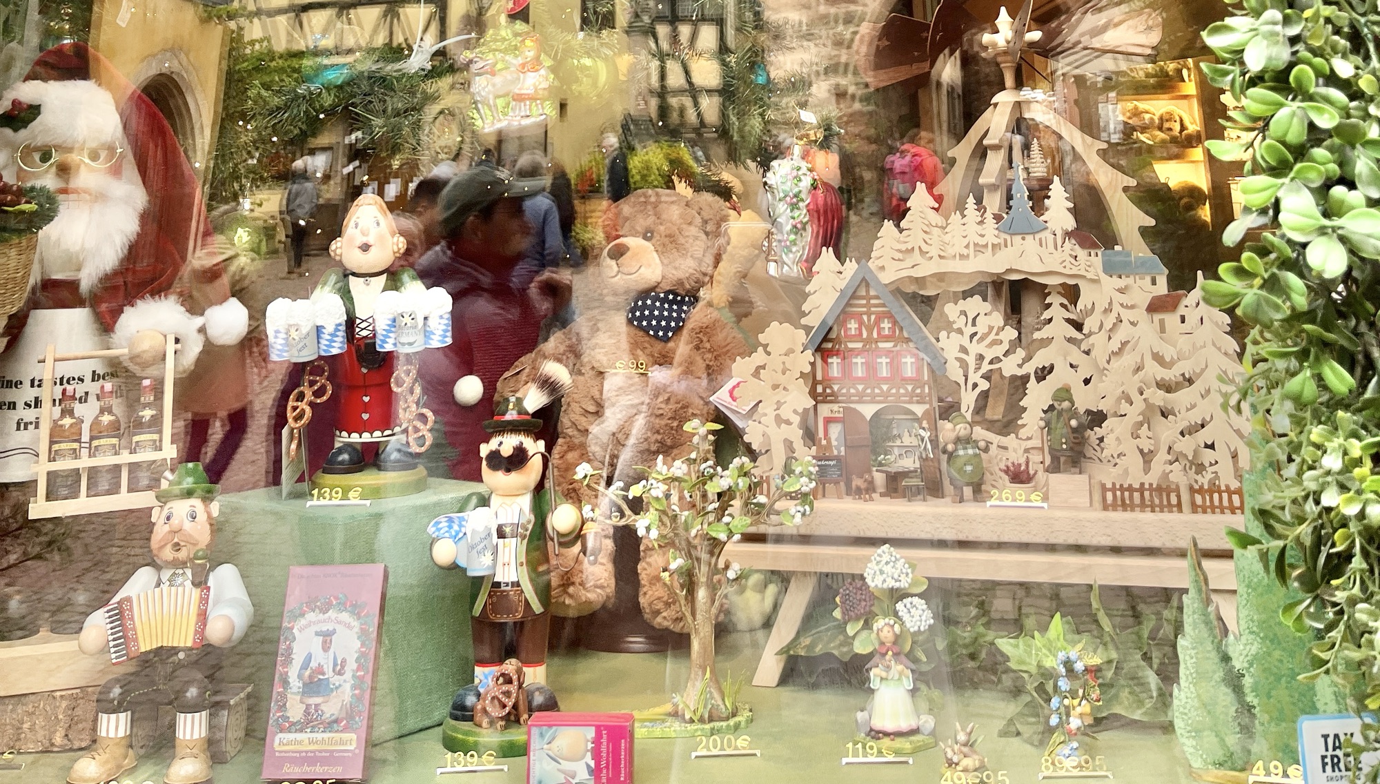 フランスの田舎〕リクヴィルのクリスマスグッズ専門店が可愛すぎる