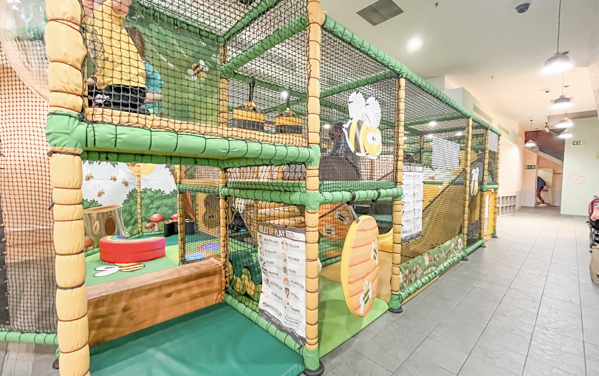 ロンドンバス　屋内すべり台 楽天市場】ロンドンバス すべり台の通販
